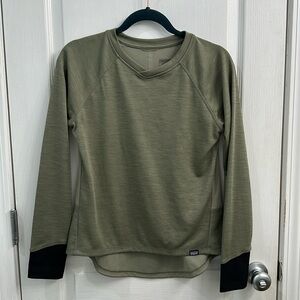 Women’s Small Patagonia Lone Sleeve